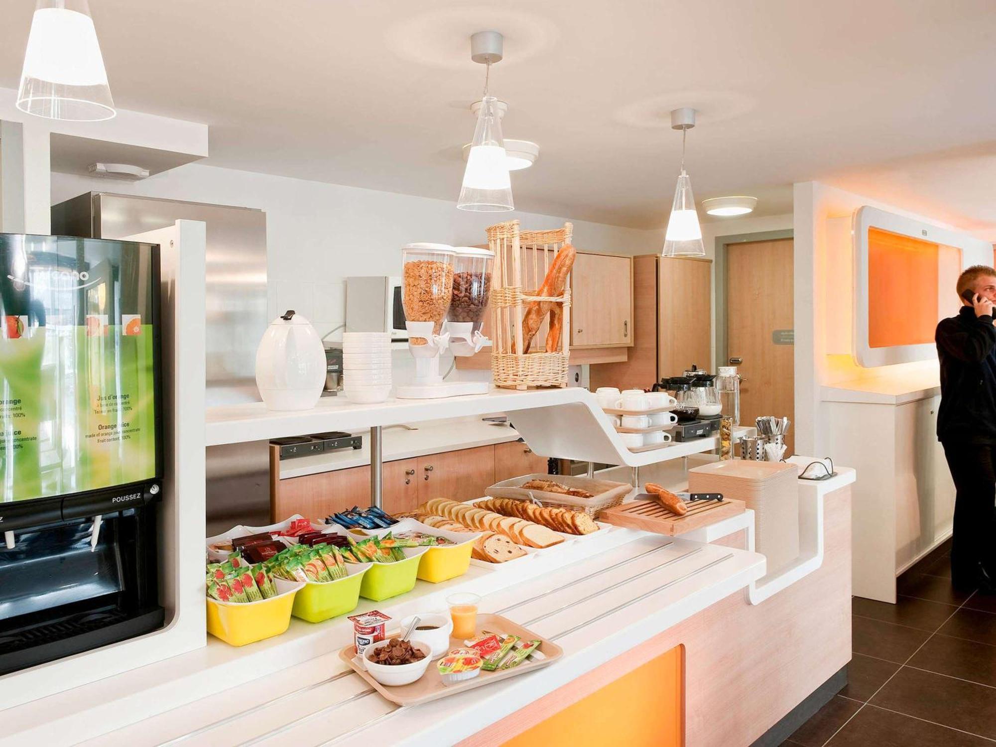 Ibis Budget Orly Рюнжи Экстерьер фото